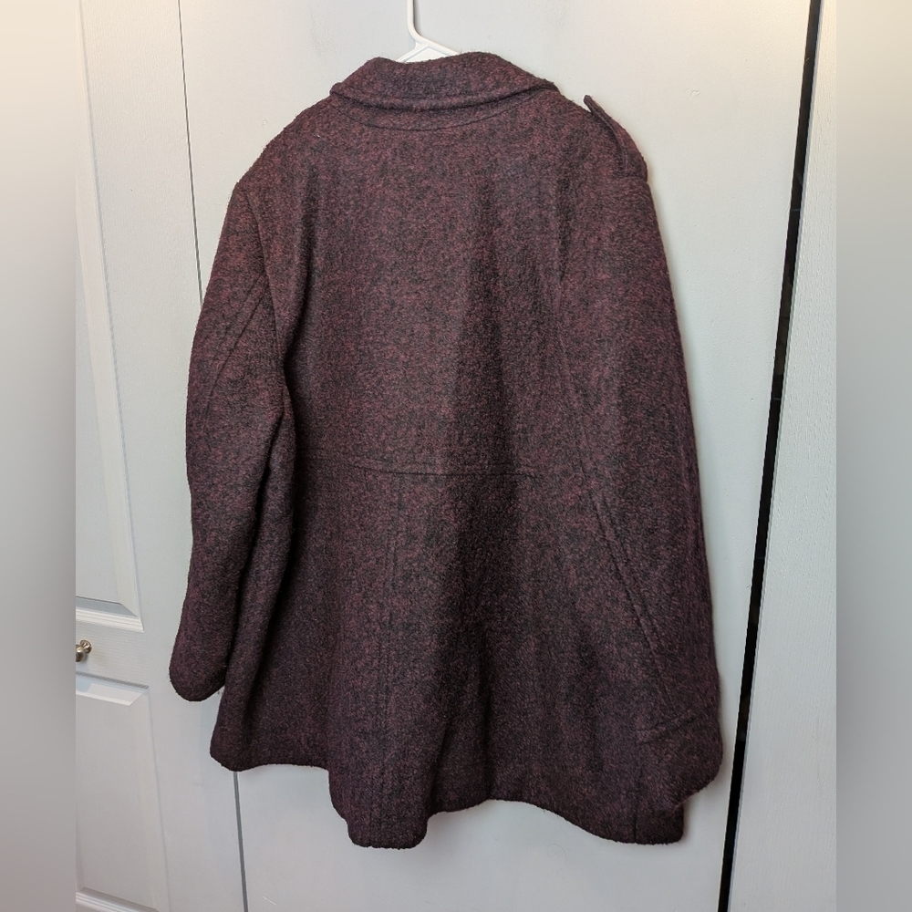 PENNINGTONS Plus Size Winter Women Coat Size 4X Purple And Black Buttons Closure - Picture 11 of 13